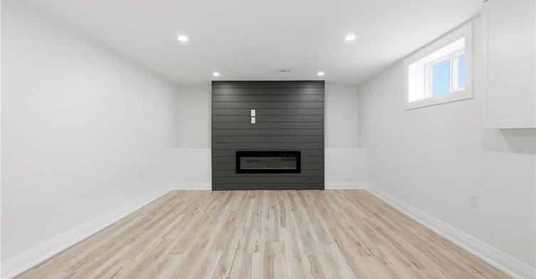 Lower-28 Leduc Street, Hamilton, ON, L8T 4S4 - 9