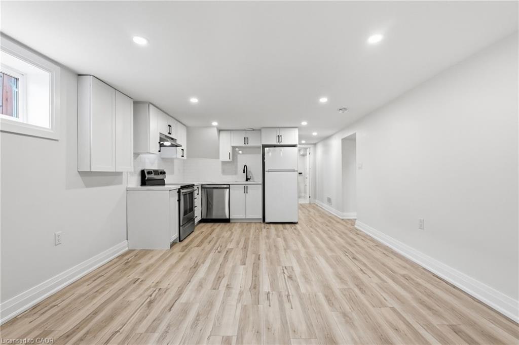Lower-28 Leduc Street, Hamilton, ON, L8T 4S4 - 10