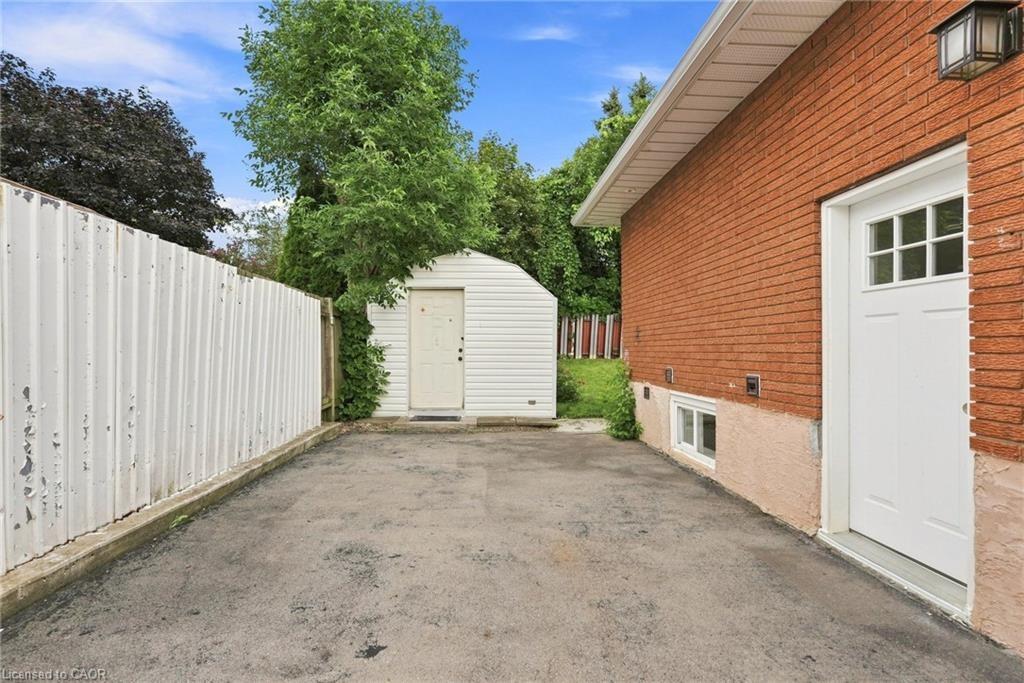 Lower-28 Leduc Street, Hamilton, ON, L8T 4S4 - 21
