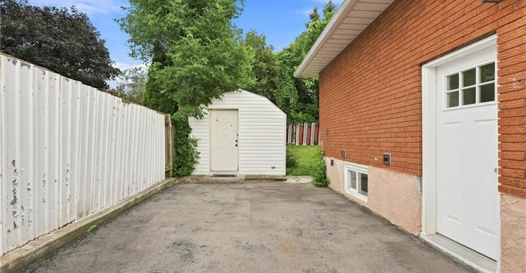 Lower-28 Leduc Street, Hamilton, ON, L8T 4S4 - 21