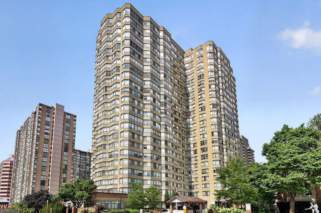 709-3605 Kariya Drive, Mississauga, ON, L5B 3J4