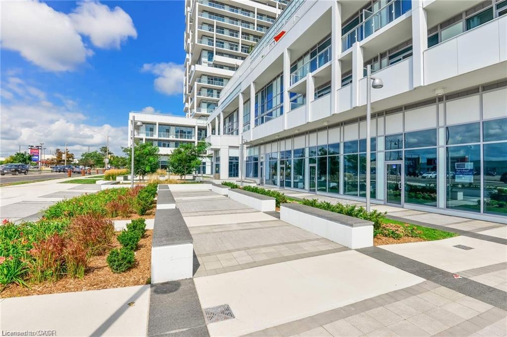 104-55 Speers Road, Oakville, ON, L6K 0H9 - 2
