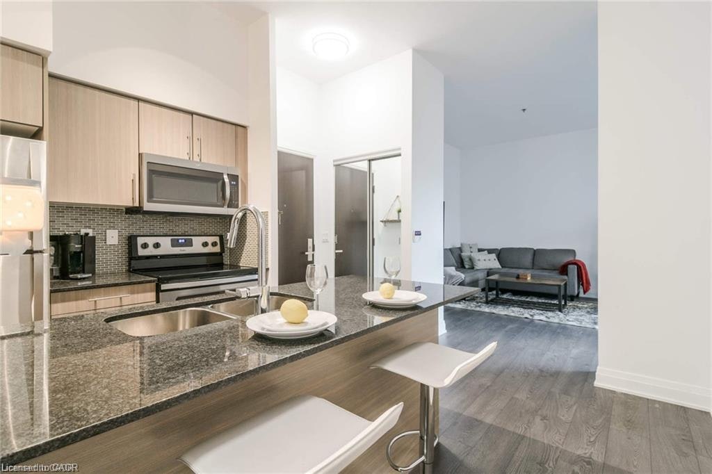 104-55 Speers Road, Oakville, ON, L6K 0H9 - 10