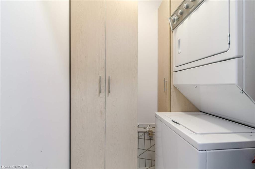 104-55 Speers Road, Oakville, ON, L6K 0H9 - 17