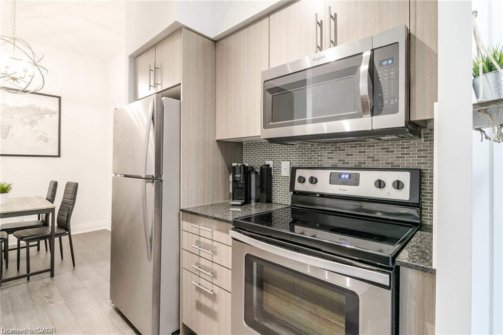 104-55 Speers Road, Oakville, ON, L6K 0H9 - 11