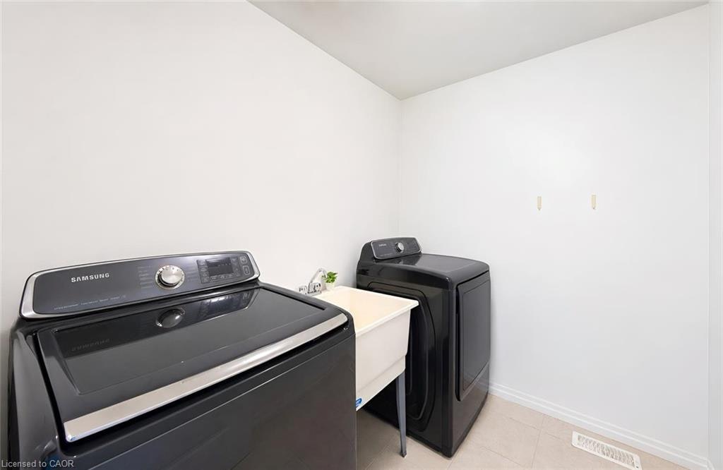 35-135 Hardcastle Drive, Cambridge, ON, N1S 0B6 - 33