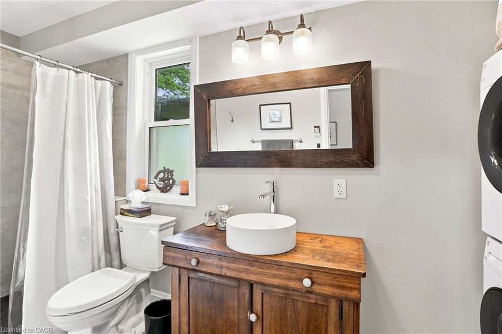 26R Kenmore Road, Hamilton, ON, L8S 3T7 - 18