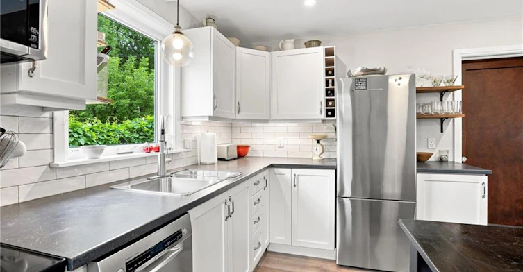 26R Kenmore Road, Hamilton, ON, L8S 3T7 - 12