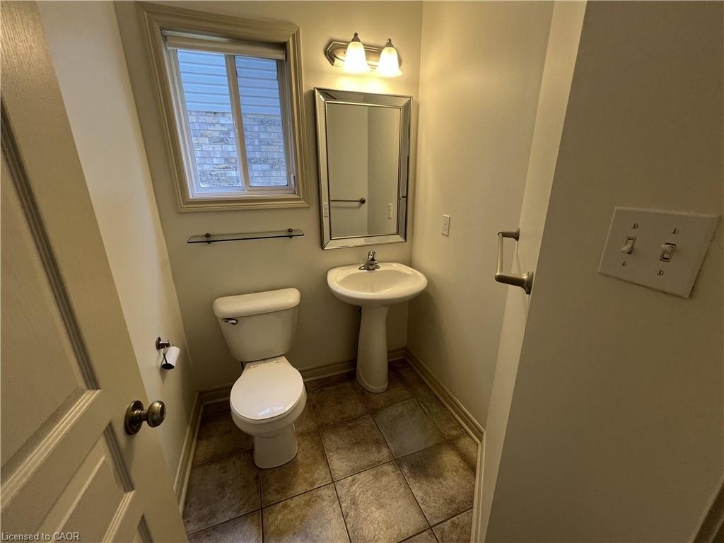 79 Harding Street, Kitchener, ON, N2E 4L3 - 7