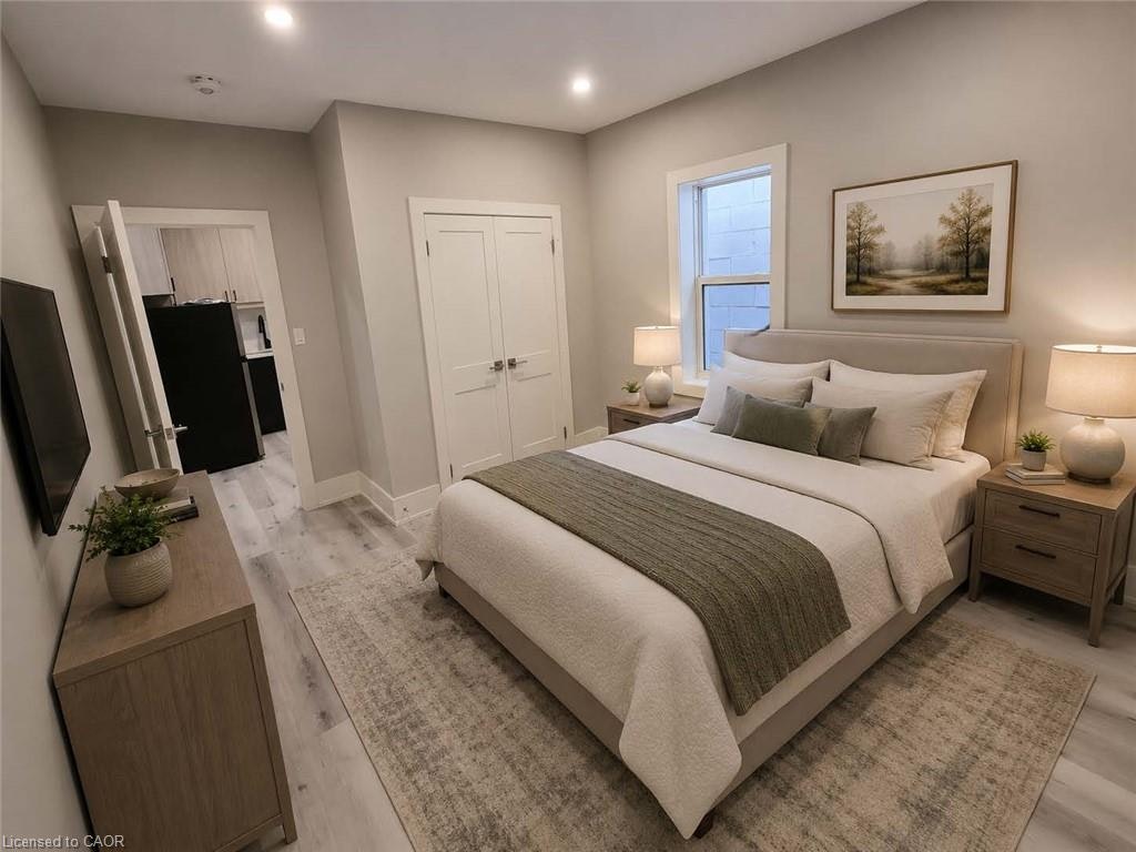 16-181 King Street E, Kitchener, ON, N2G 2K8