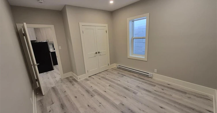 16-181 King Street E, Kitchener, ON, N2G 2K8 - 2