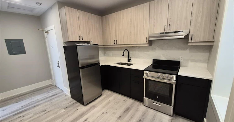 16-181 King Street E, Kitchener, ON, N2G 2K8 - 3