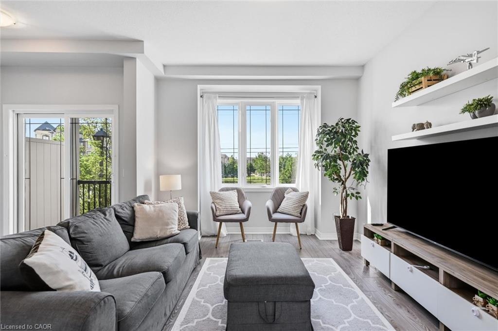 10-2985 Jackson Drive, Burlington, ON, L7M 0W2