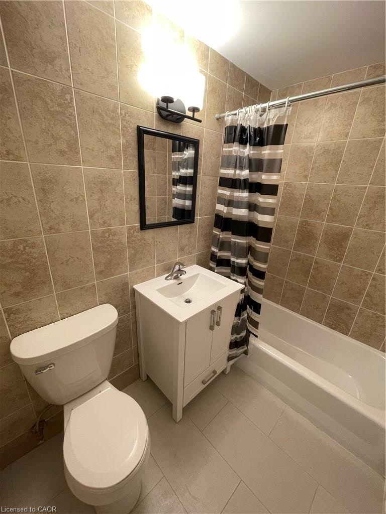 3-181 King Street E, Kitchener, ON, N2G 2K8 - 3