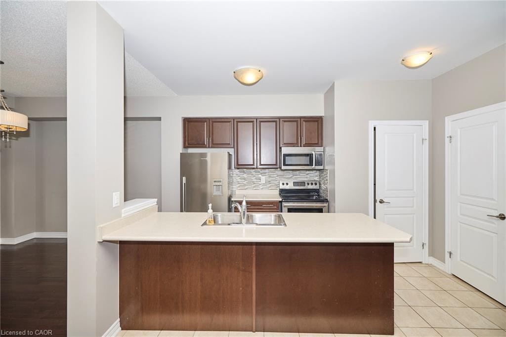 70-541 Winston Road, Grimsby, ON, L3M 0C5 - 10