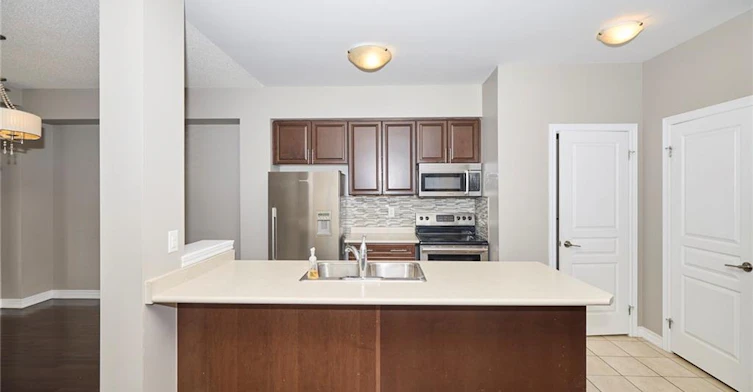 70-541 Winston Road, Grimsby, ON, L3M 0C5 - 10