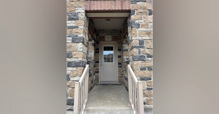 35 Eliza Avenue, Kitchener, ON, N2E 0G2 - 2