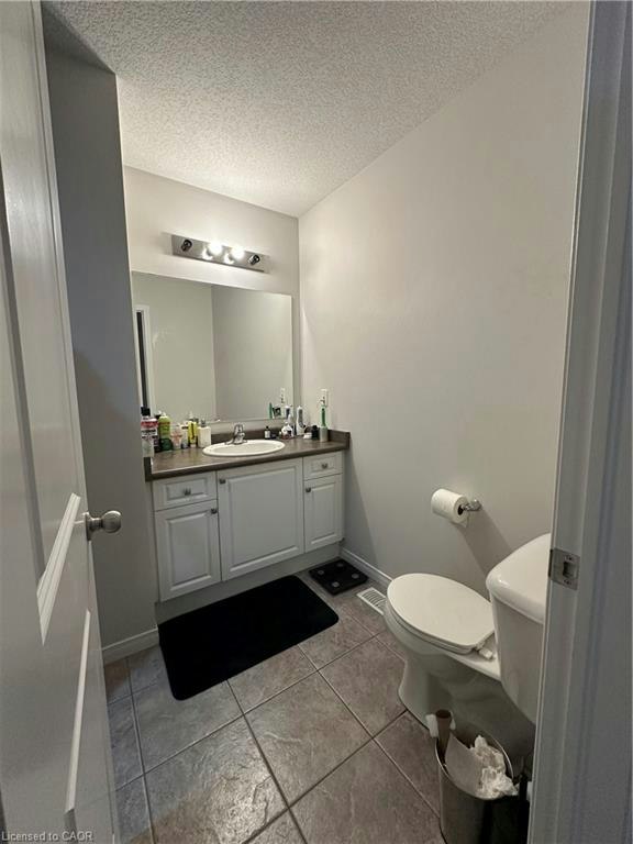 35 Eliza Avenue, Kitchener, ON, N2E 0G2 - 32