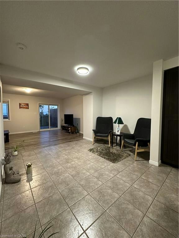 35 Eliza Avenue, Kitchener, ON, N2E 0G2 - 20