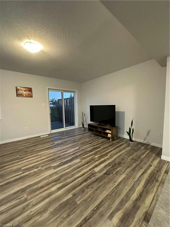 35 Eliza Avenue, Kitchener, ON, N2E 0G2 - 23