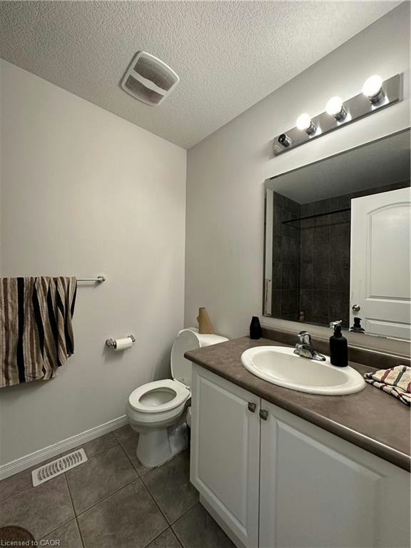 35 Eliza Avenue, Kitchener, ON, N2E 0G2 - 36