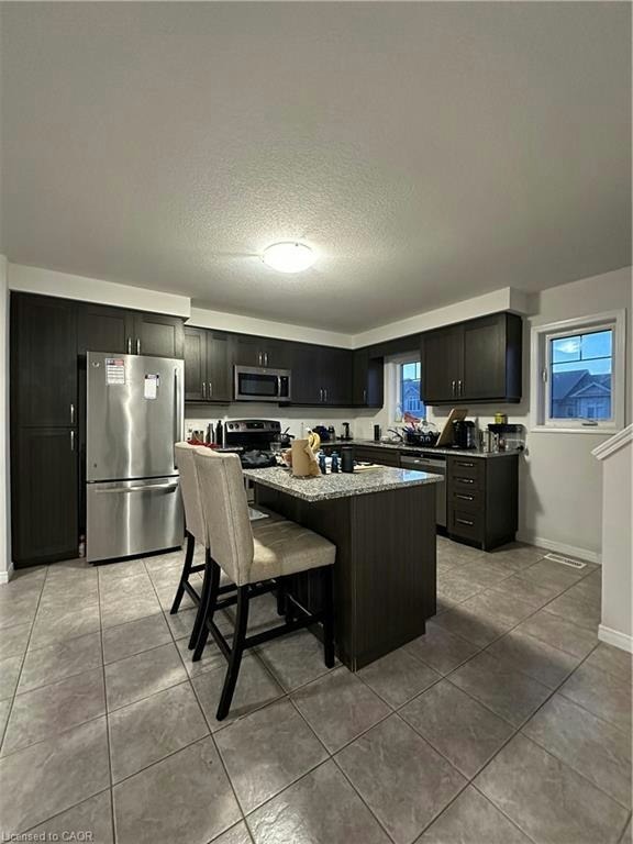 35 Eliza Avenue, Kitchener, ON, N2E 0G2 - 14