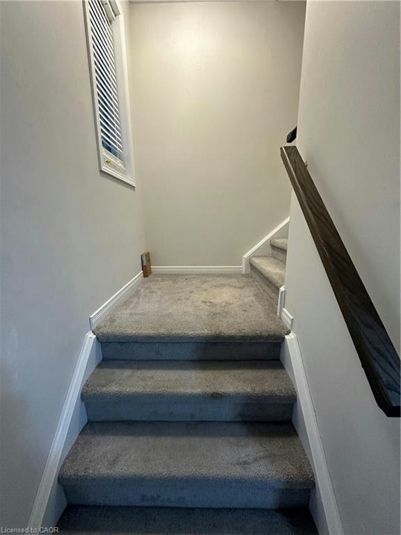 35 Eliza Avenue, Kitchener, ON, N2E 0G2 - 10