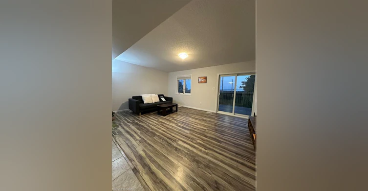 35 Eliza Avenue, Kitchener, ON, N2E 0G2 - 24