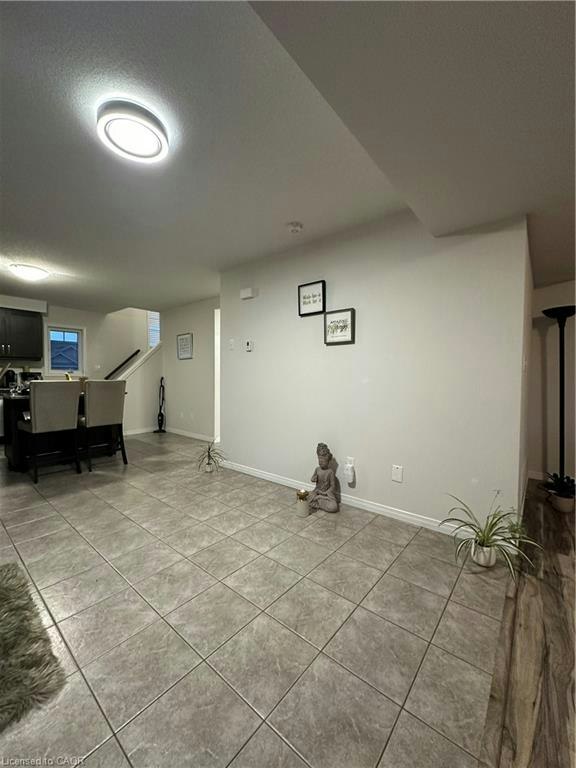 35 Eliza Avenue, Kitchener, ON, N2E 0G2 - 22
