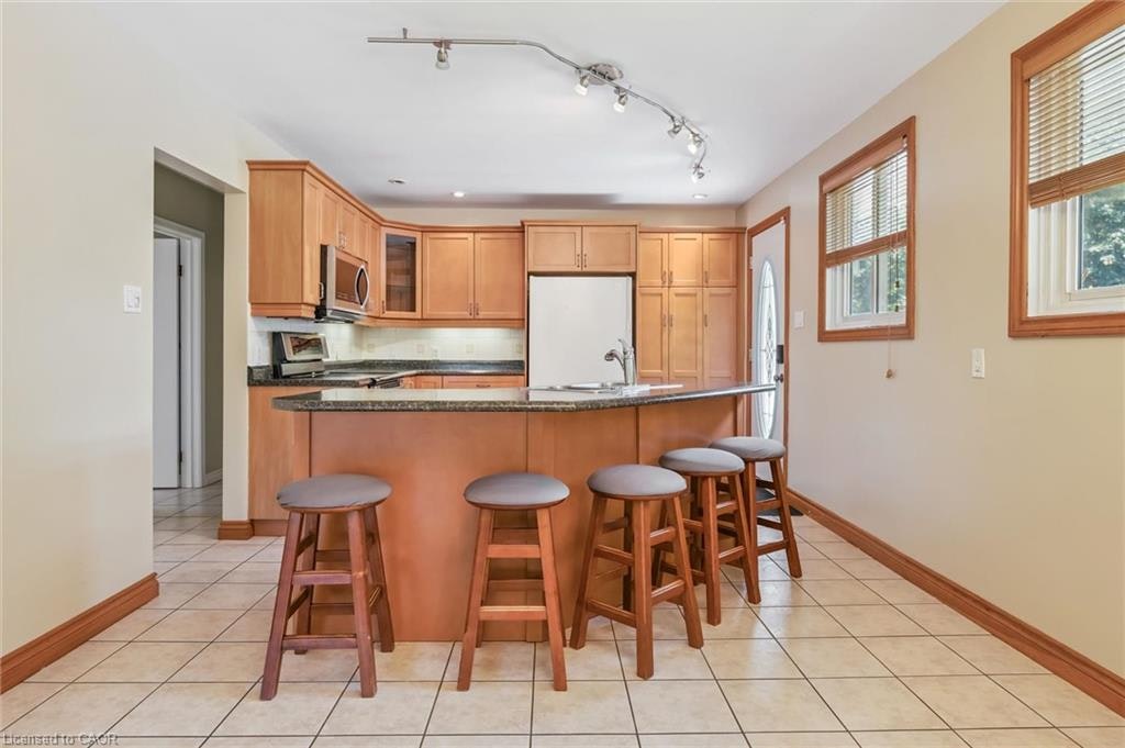 1000 Orrs Lake Road, North Dumfries, ON, N1S 5S3 - 7