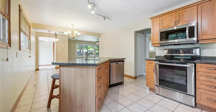 1000 Orrs Lake Road, North Dumfries, ON, N1S 5S3 - 12