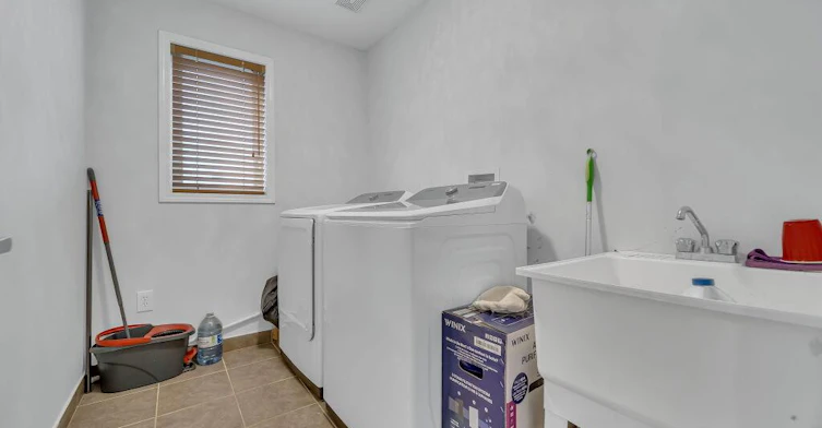 Main-227 Baldwin Drive, Cambridge, ON, N3C 0B8 - 14