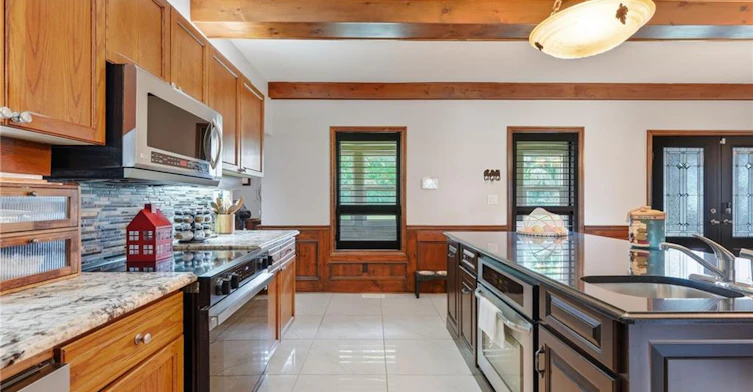 345 Freelton Road, Hamilton, ON, N0B 2J0 - 9