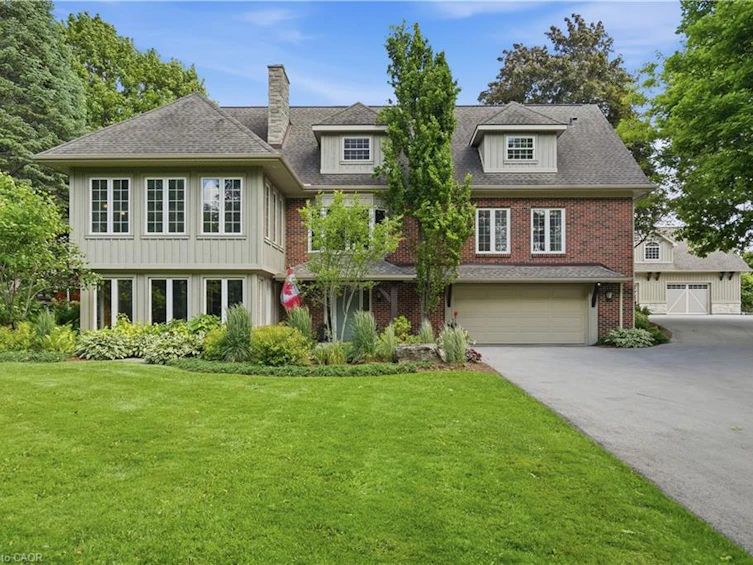 314 7th Concession Road E, Hamilton, ON, L8B 1T5