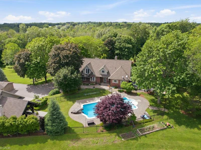 314 7th Concession Road E - 5