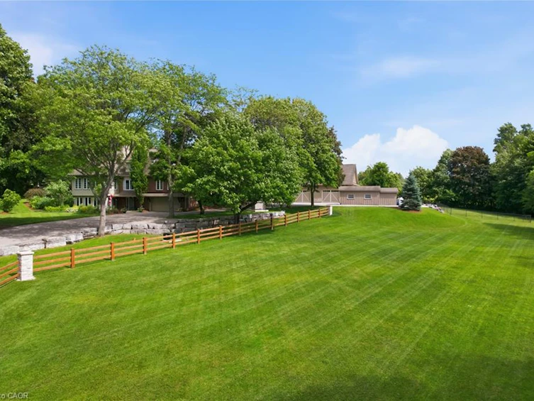 314 7th Concession Road E, Hamilton, ON, L8B 1T5 - 3