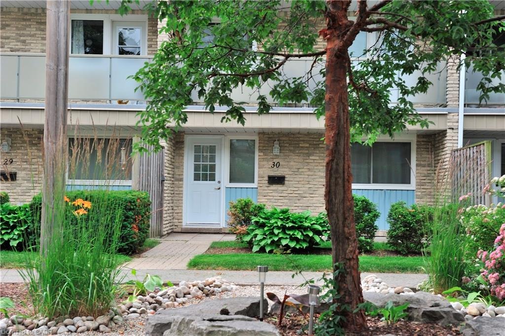 30-35 Breckenridge Drive, Kitchener, ON, N2B 3H5 - 4
