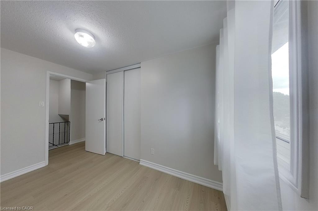 30-35 Breckenridge Drive, Kitchener, ON, N2B 3H5 - 31
