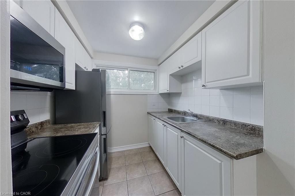 30-35 Breckenridge Drive, Kitchener, ON, N2B 3H5 - 23