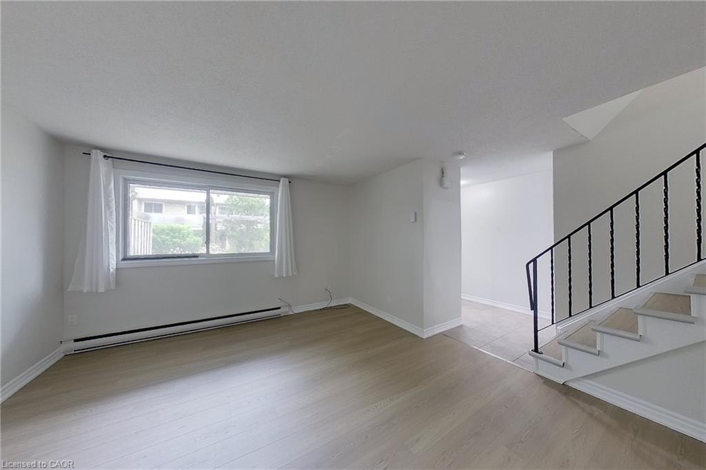 30-35 Breckenridge Drive, Kitchener, ON, N2B 3H5 - 16