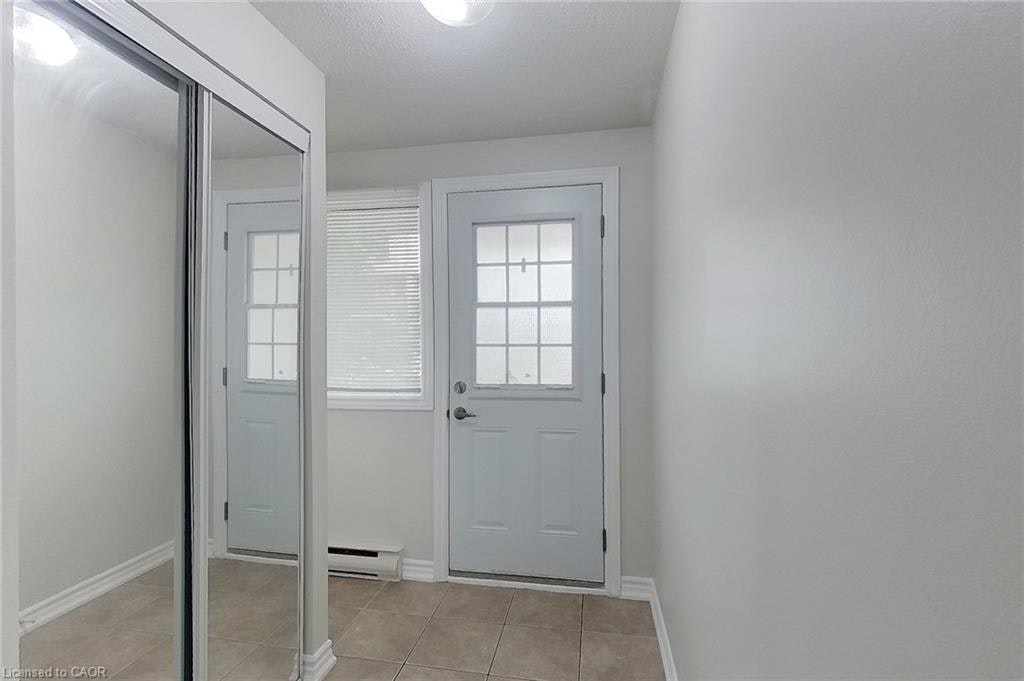 30-35 Breckenridge Drive, Kitchener, ON, N2B 3H5 - 8