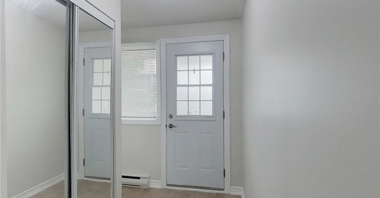 30-35 Breckenridge Drive, Kitchener, ON, N2B 3H5 - 8