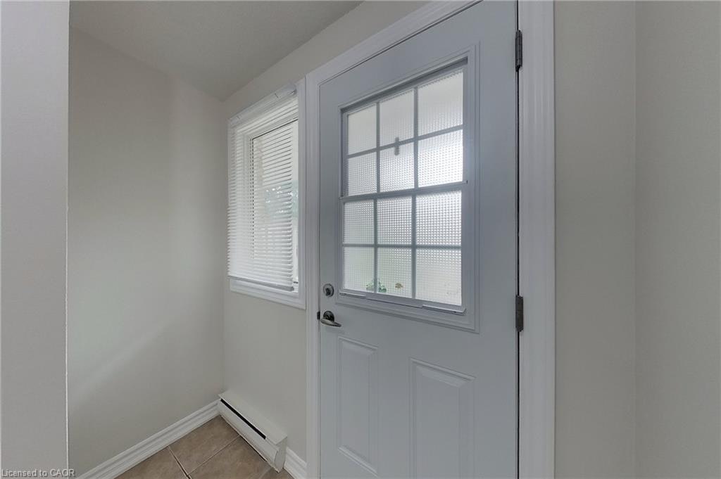 30-35 Breckenridge Drive, Kitchener, ON, N2B 3H5 - 9