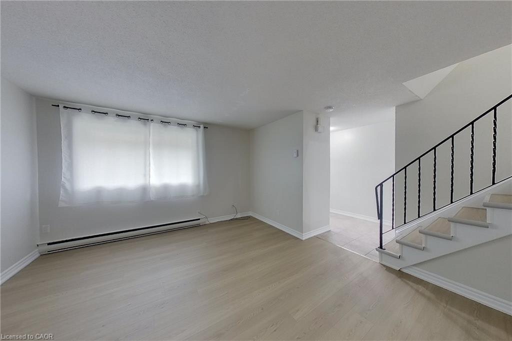 30-35 Breckenridge Drive, Kitchener, ON, N2B 3H5 - 19