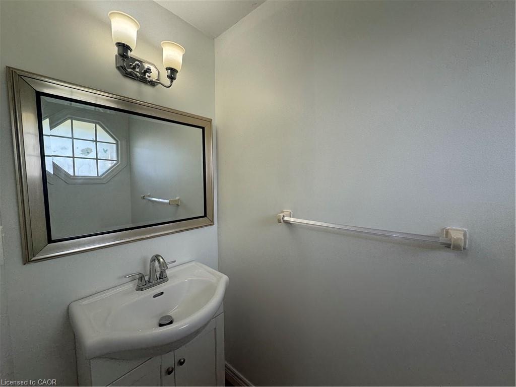 144 Stonyburn Crescent, Cambridge, ON, N1R 7X7 - 9