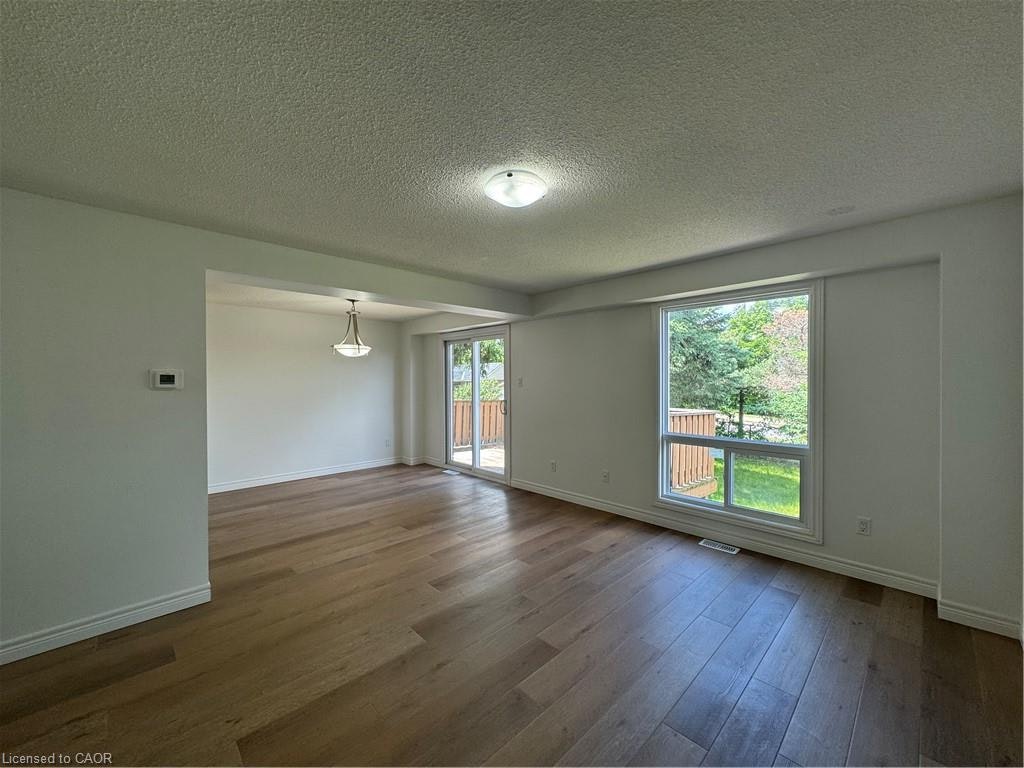 144 Stonyburn Crescent, Cambridge, ON, N1R 7X7 - 3
