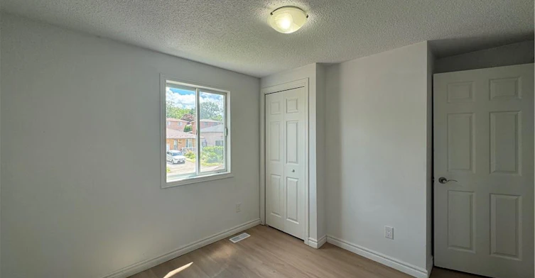 144 Stonyburn Crescent, Cambridge, ON, N1R 7X7 - 13