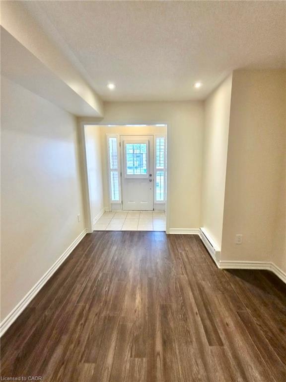 274 Casson Point, Milton, ON, L9E 0A1 - 2