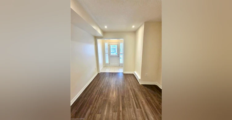 274 Casson Point, Milton, ON, L9E 0A1 - 2