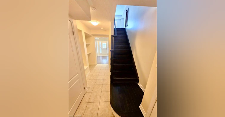 274 Casson Point, Milton, ON, L9E 0A1 - 4